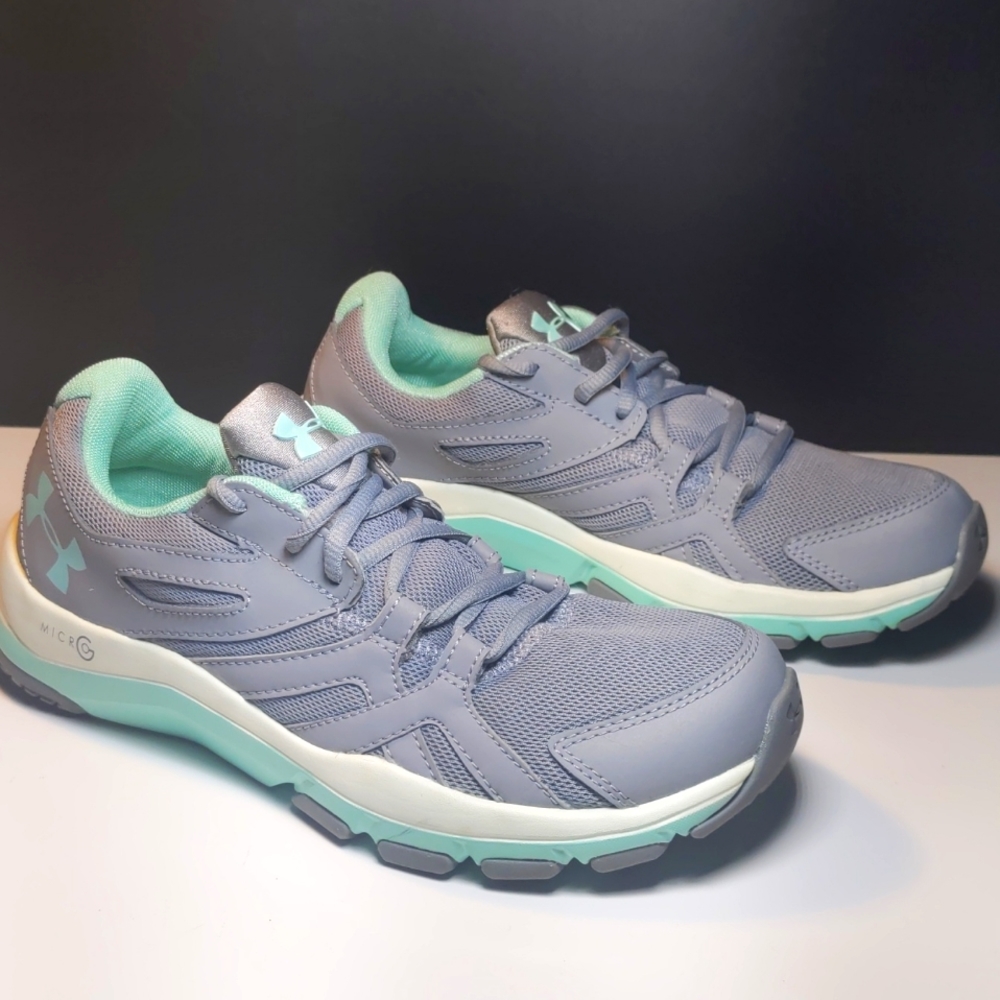 Womens Under Armour UA Strive Sneakers